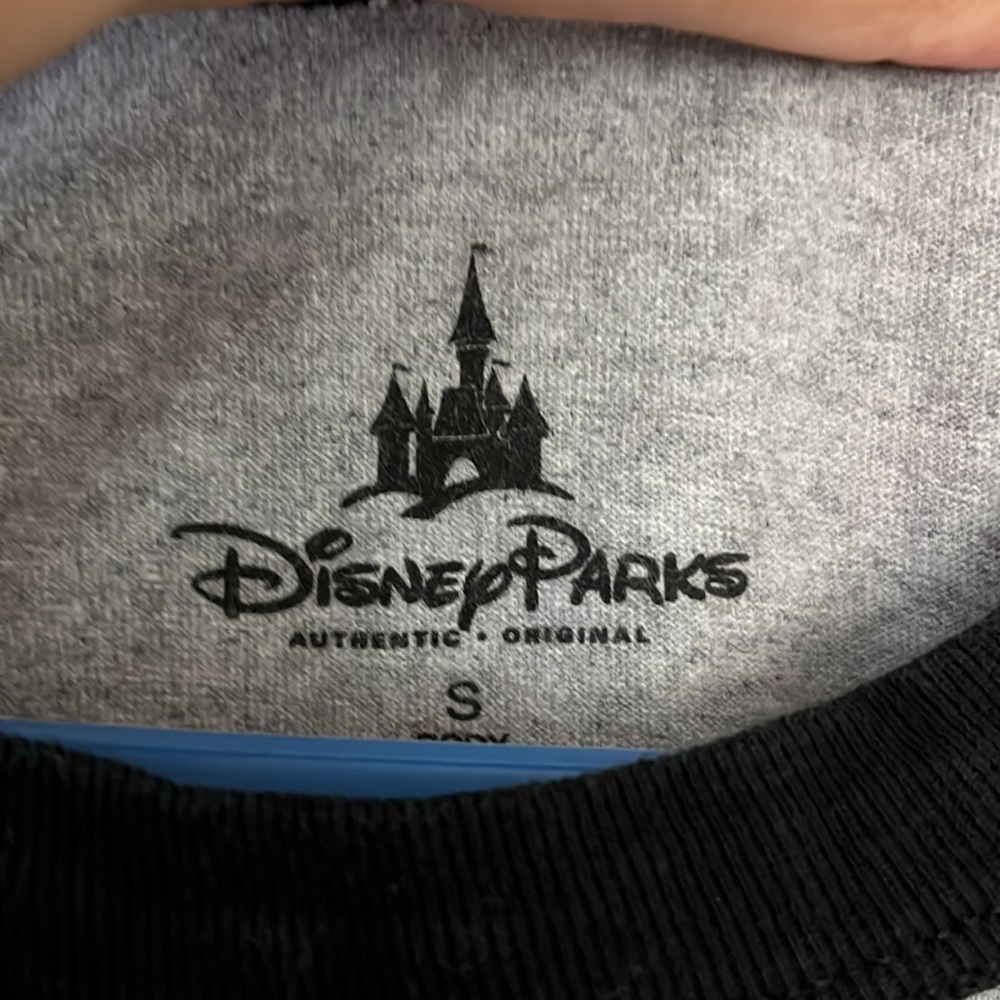 Disney parks Mickey Mouse sz S - Picture 4 of 4